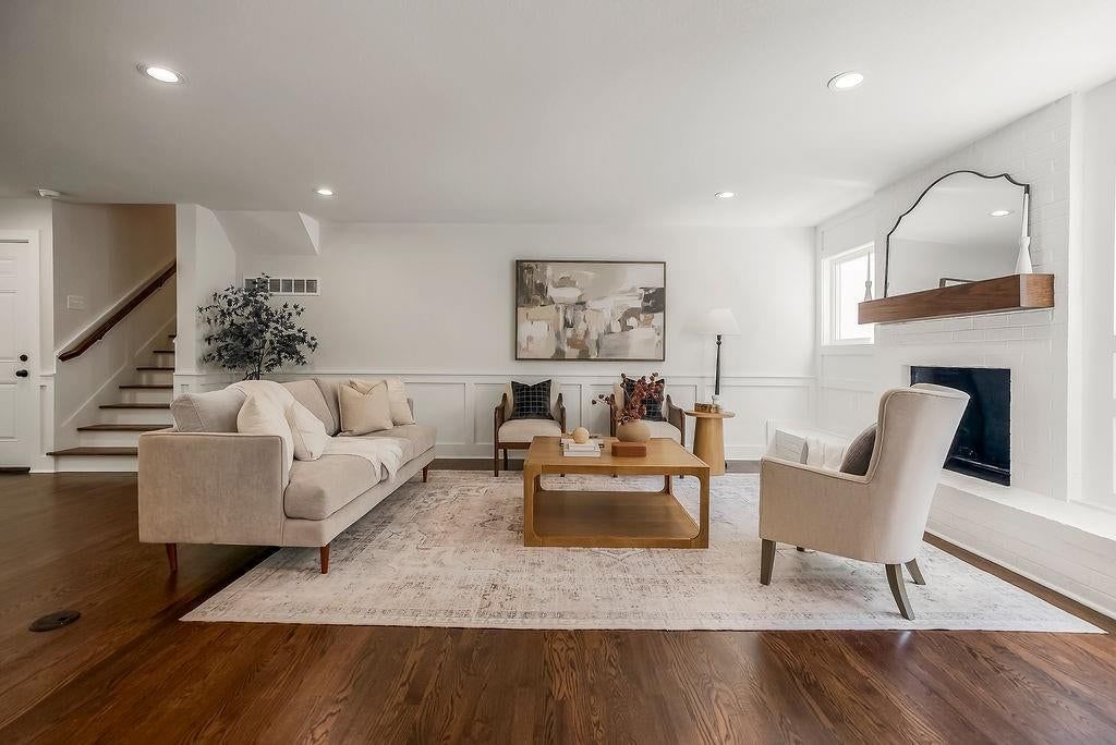10120 Glenwood Street — photo 17