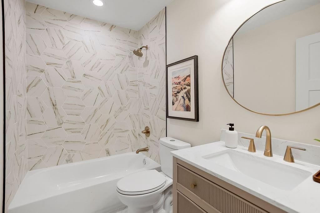 10120 Glenwood Street — photo 26