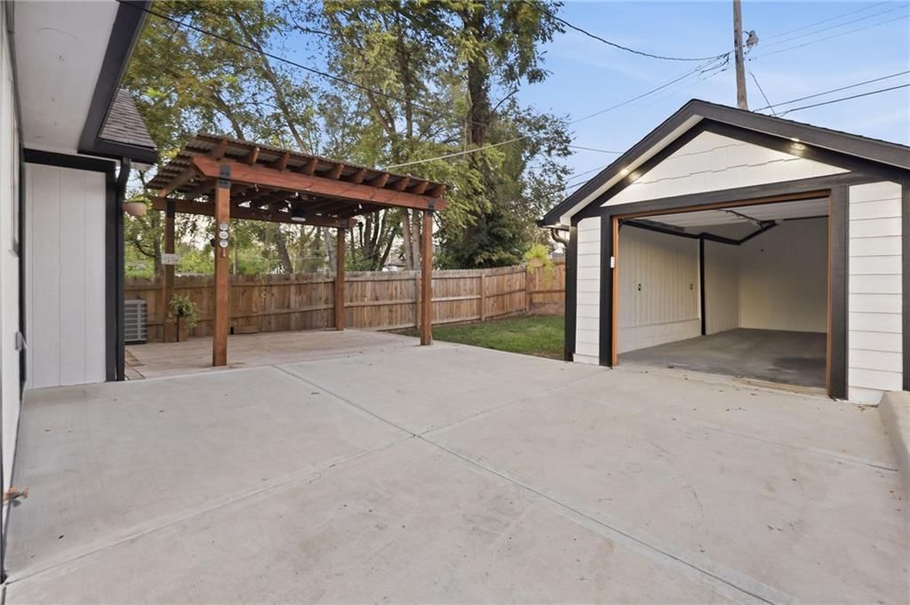 2619 N 20th Street — photo 38