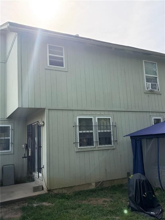 2310 PARK Avenue — photo 23