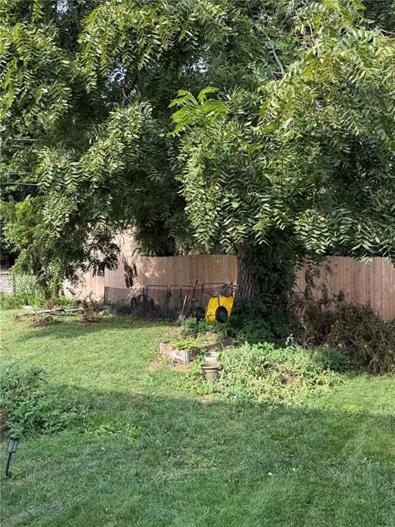 2310 PARK Avenue — photo 26
