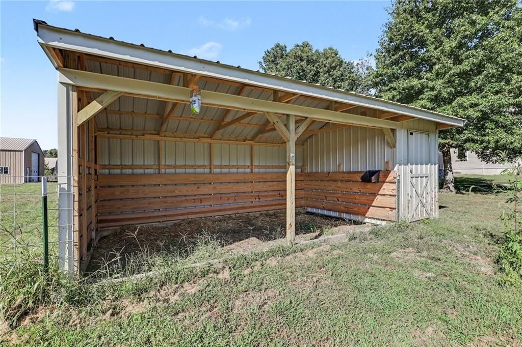 16614 S Hadsell Road — photo 41