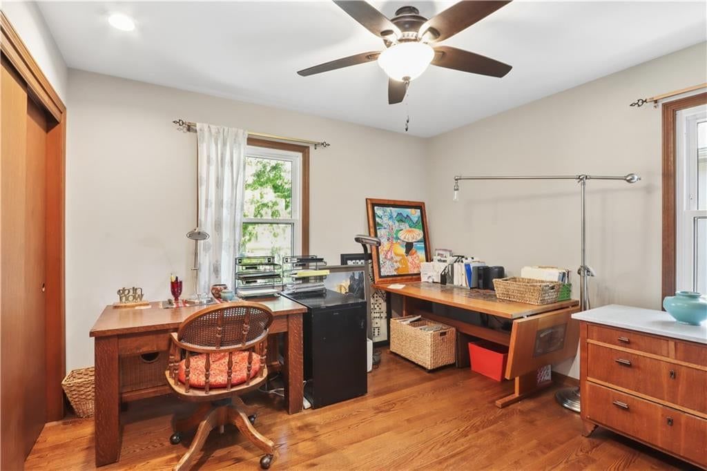 Photo 19 of 30 - 4026 N Tracy Avenue, Kansas City, MO 64116