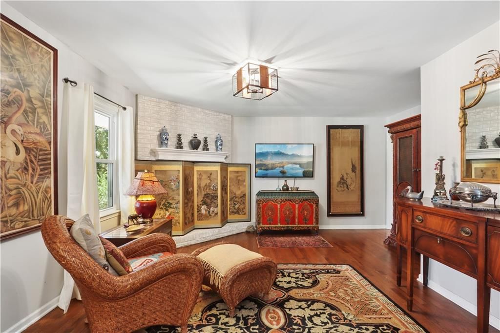 Photo 8 of 30 - 4026 N Tracy Avenue, Kansas City, MO 64116