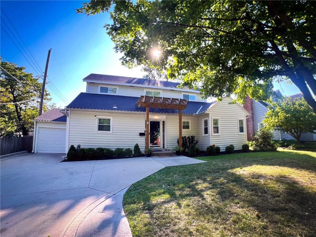 4935 Fairway Road — photo 1