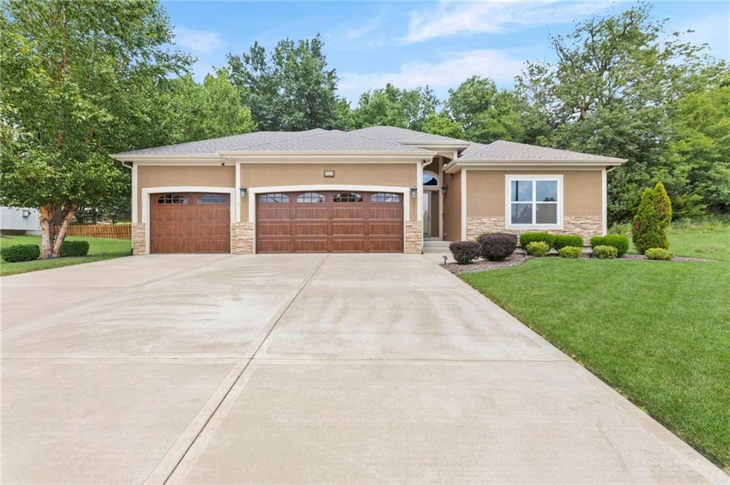 5024 78th Way — photo 3