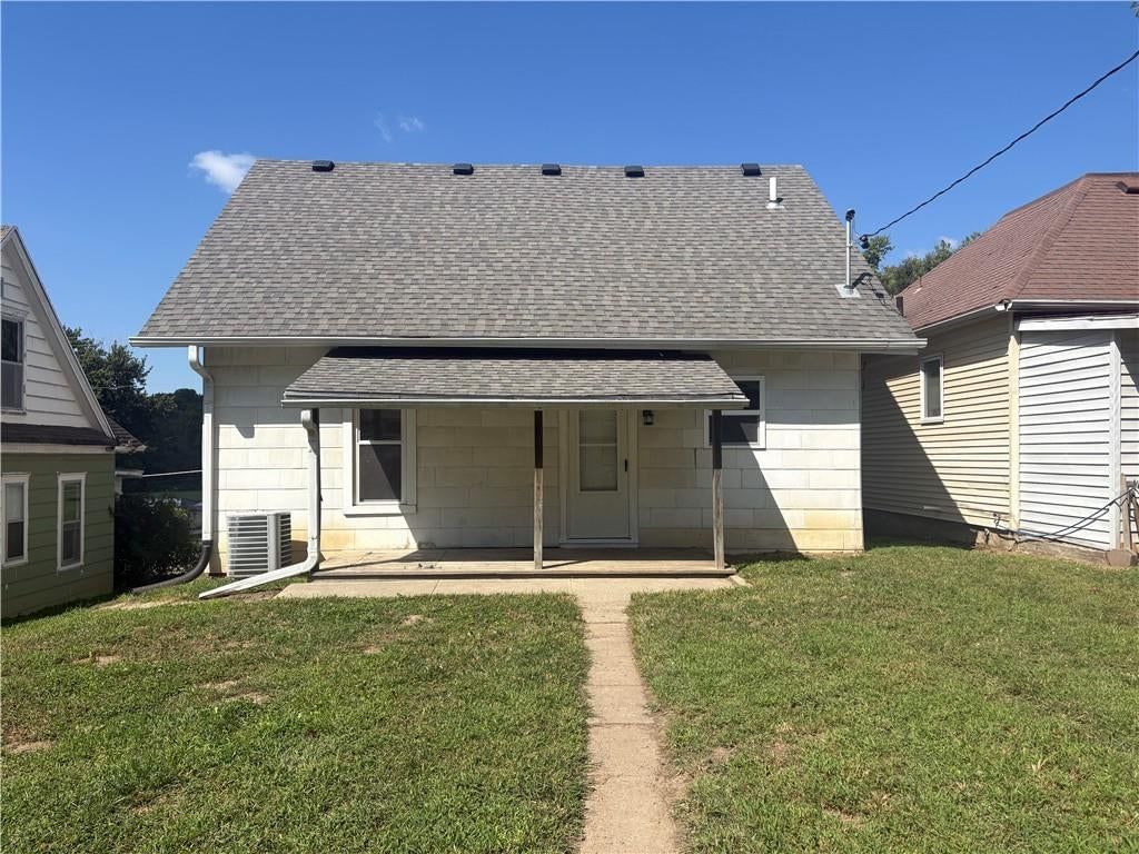 3203 S 22nd Street — photo 10