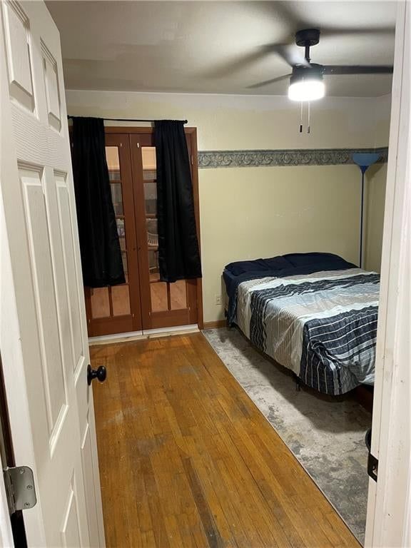 Photo 12 of 37 - 205 E Maple Street, Raymore, MO 64083