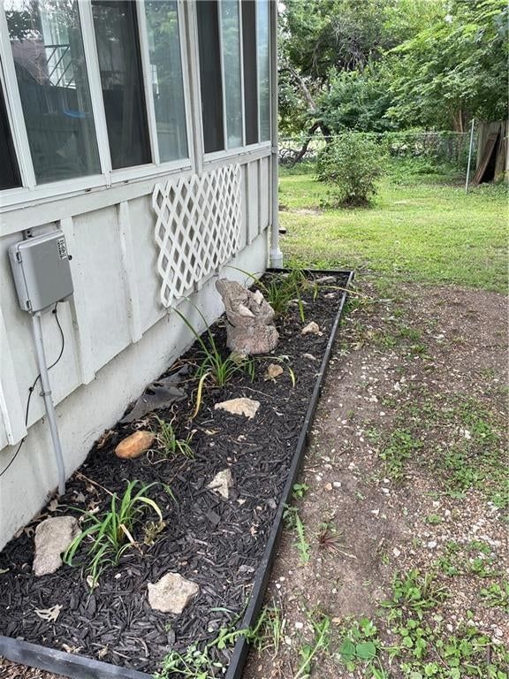 Photo 25 of 37 - 205 E Maple Street, Raymore, MO 64083