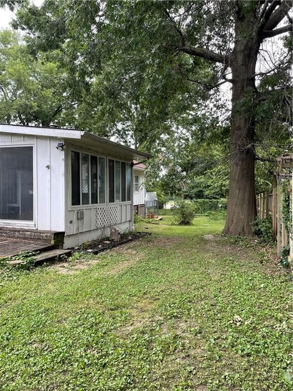 Photo 26 of 37 - 205 E Maple Street, Raymore, MO 64083