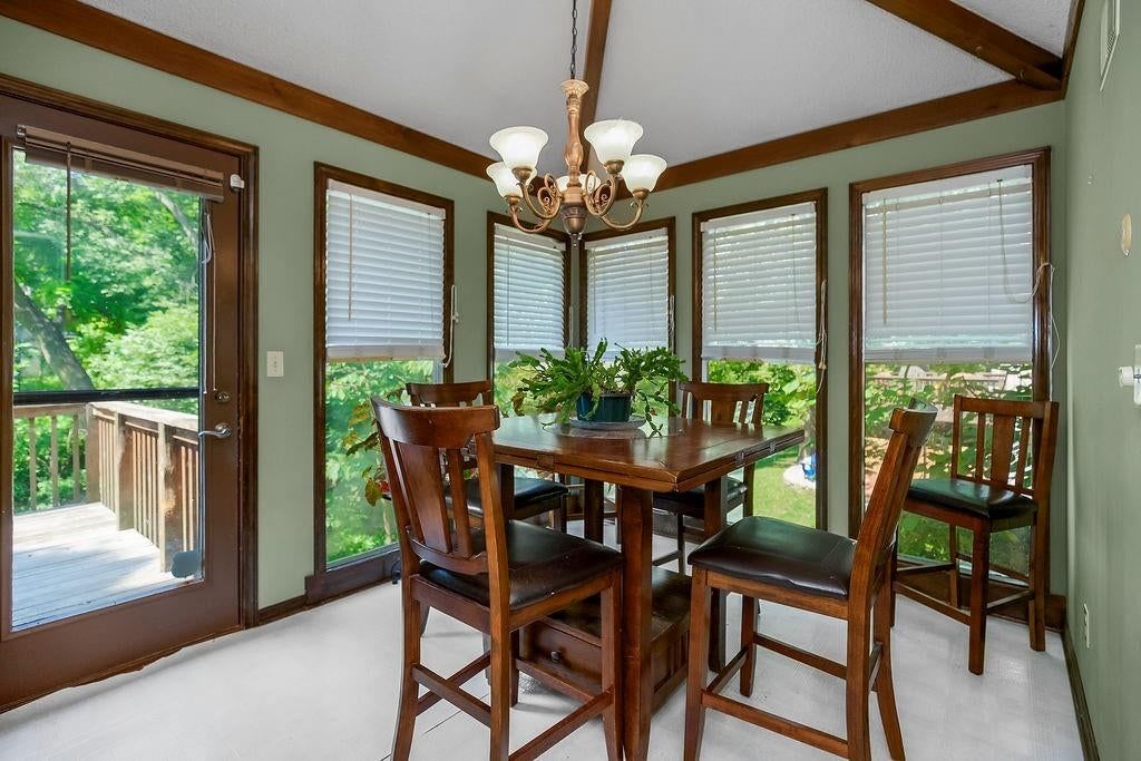 Photo 12 of 44 - 4408 NW Normandy Lane, Kansas City, MO 64116