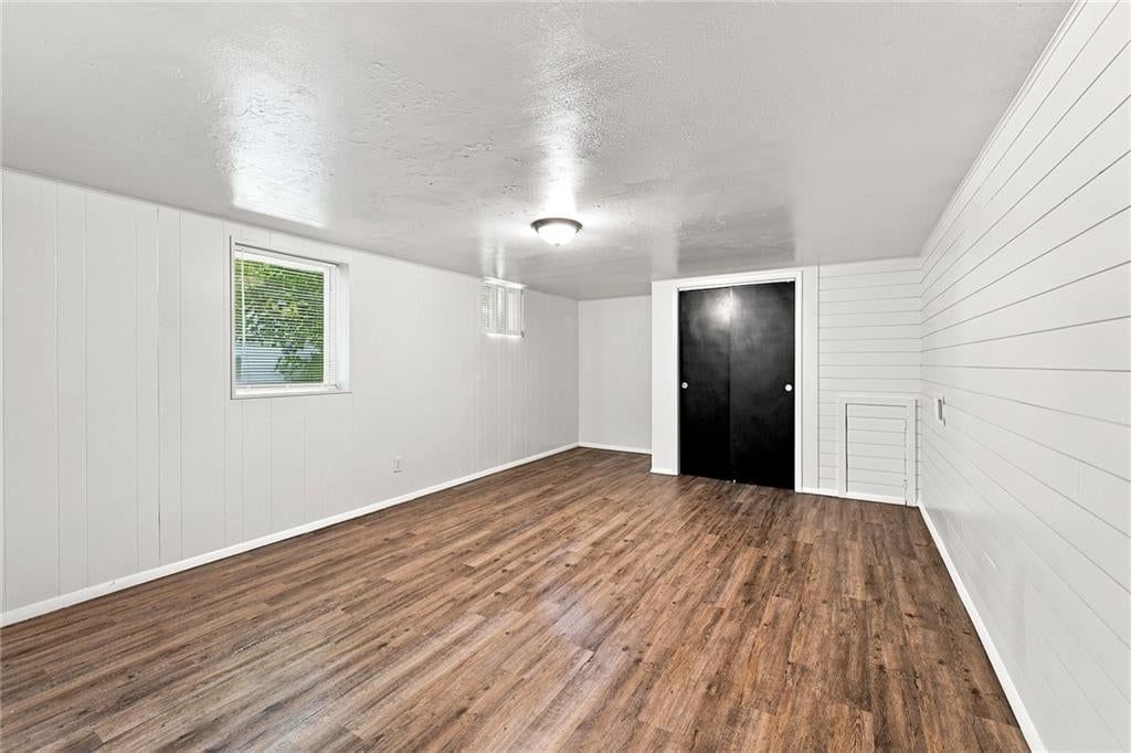 8214 Ruskin Way — photo 22