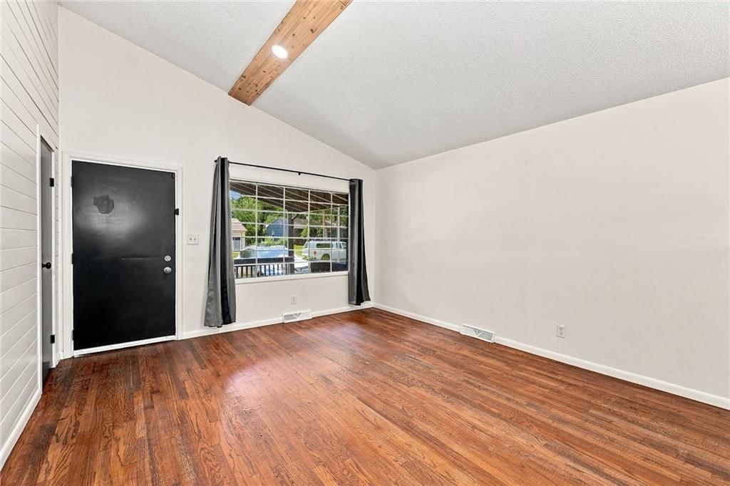 8214 Ruskin Way — photo 30