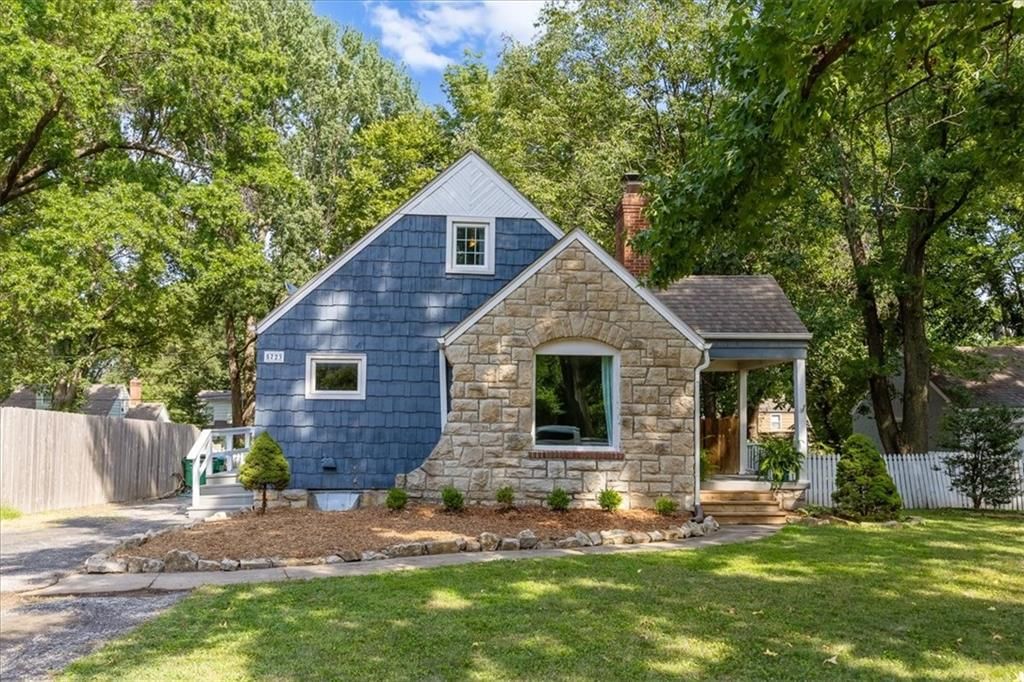 5723 Nall Avenue — photo 1