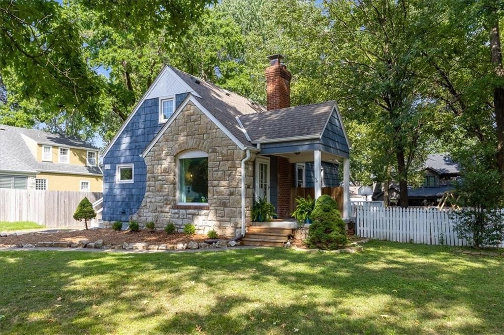 5723 Nall Avenue — photo 2