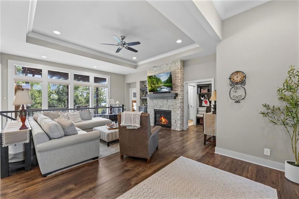 Photo 5 of 69, 4461 Lakeview Terrace, Basehor, KS 66007