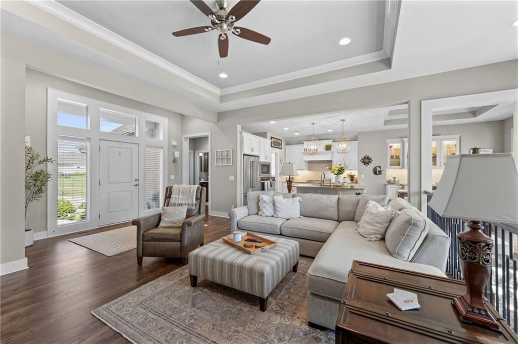 Photo 9 of 69 - 4461 Lakeview Terrace, Basehor, KS 66007