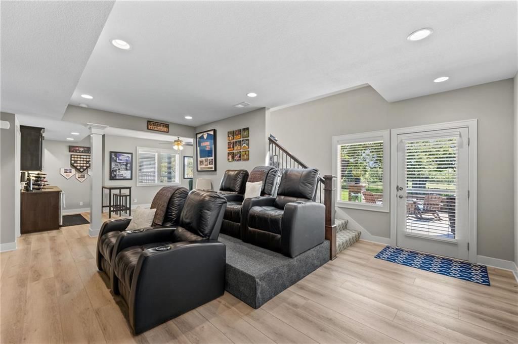 Photo 33 of 69 - 4461 Lakeview Terrace, Basehor, KS 66007