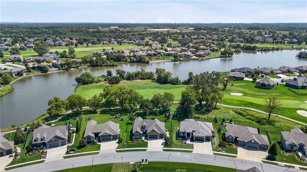 Photo 57 of 69 - 4461 Lakeview Terrace, Basehor, KS 66007