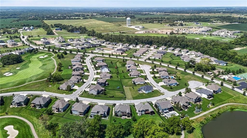 Photo 60 of 69 - 4461 Lakeview Terrace, Basehor, KS 66007