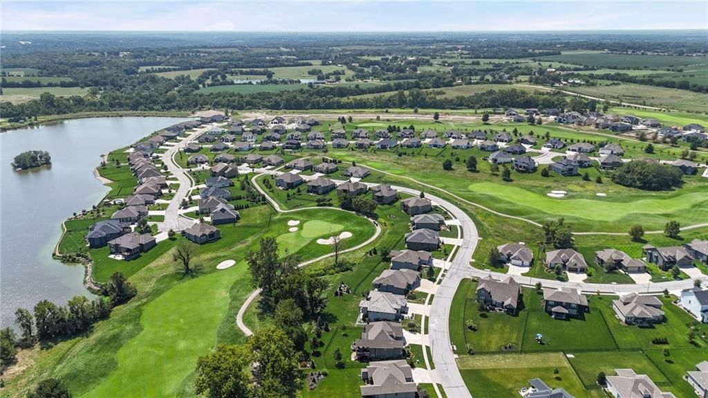 Photo 61 of 69 - 4461 Lakeview Terrace, Basehor, KS 66007