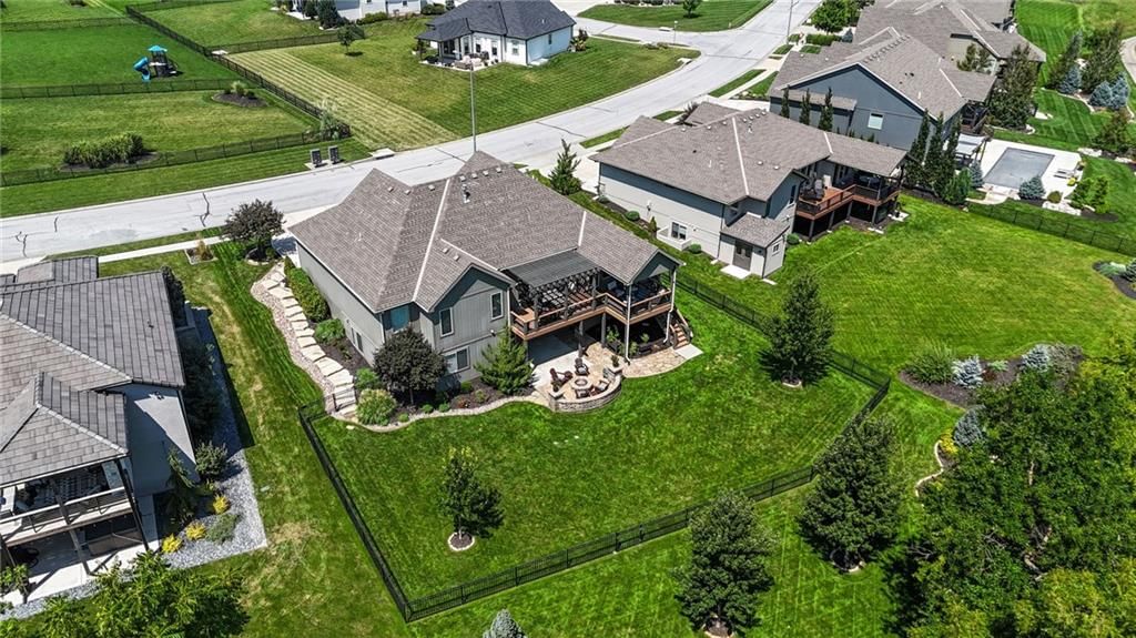 Photo 64 of 69 - 4461 Lakeview Terrace, Basehor, KS 66007