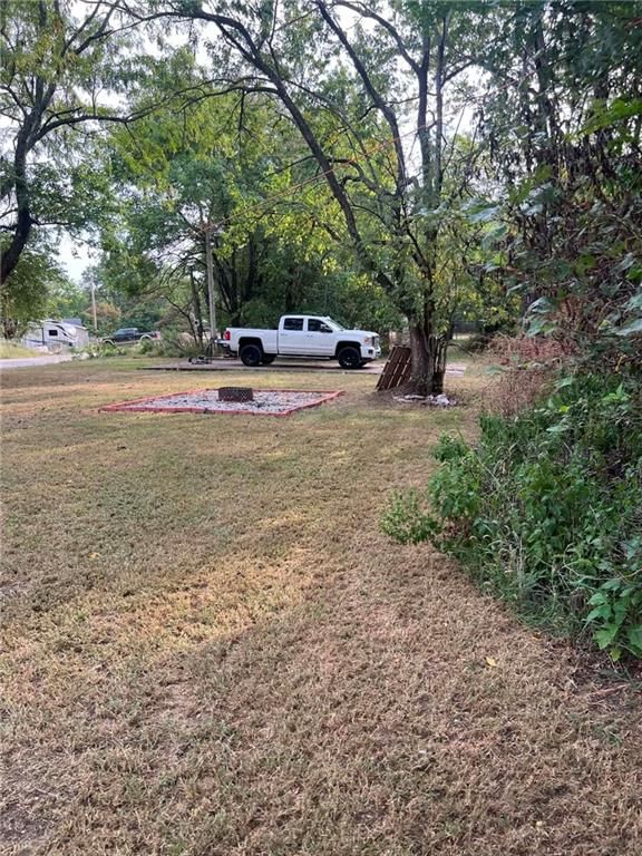 77 & 81 Pecan Drive — photo 1