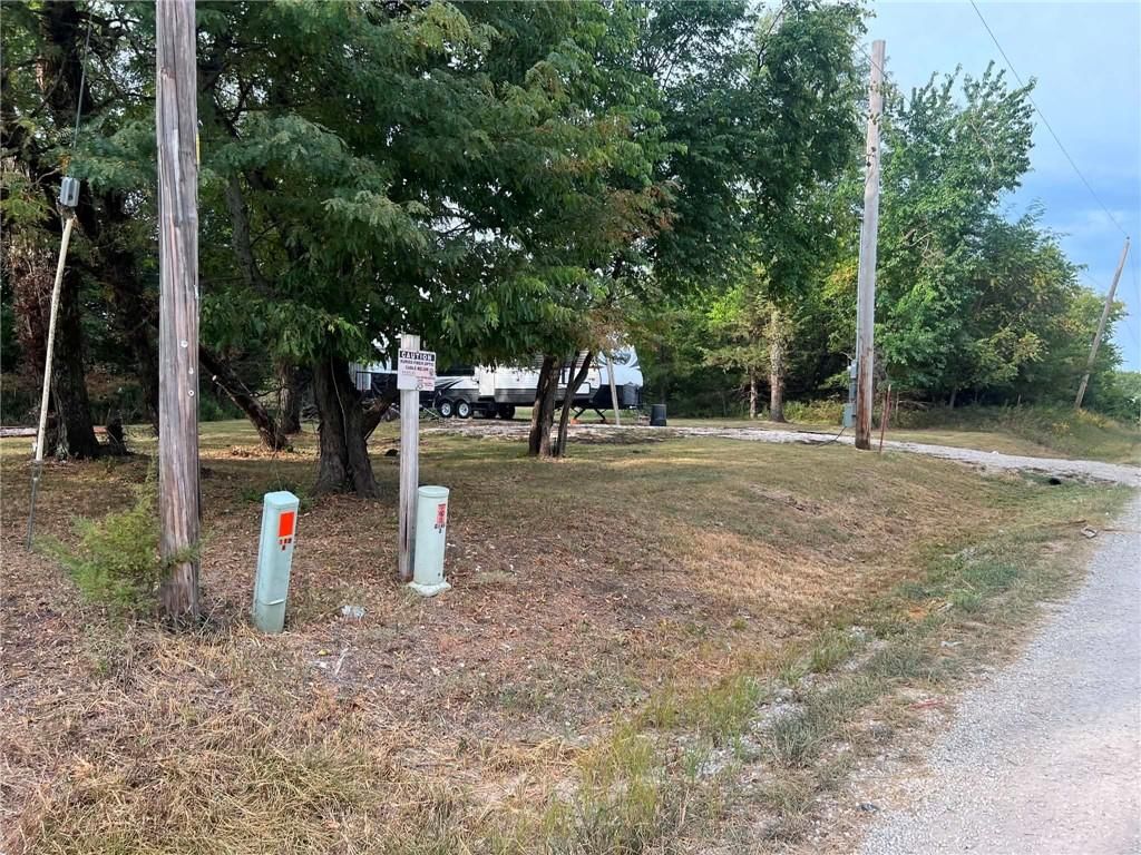 77 & 81 Pecan Drive — photo 10