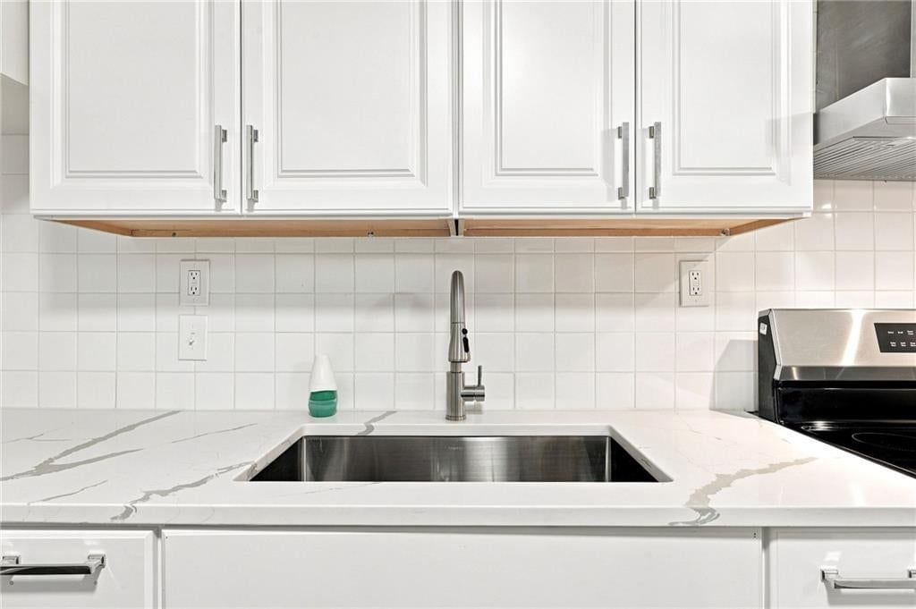 7126 Main Street — photo 13