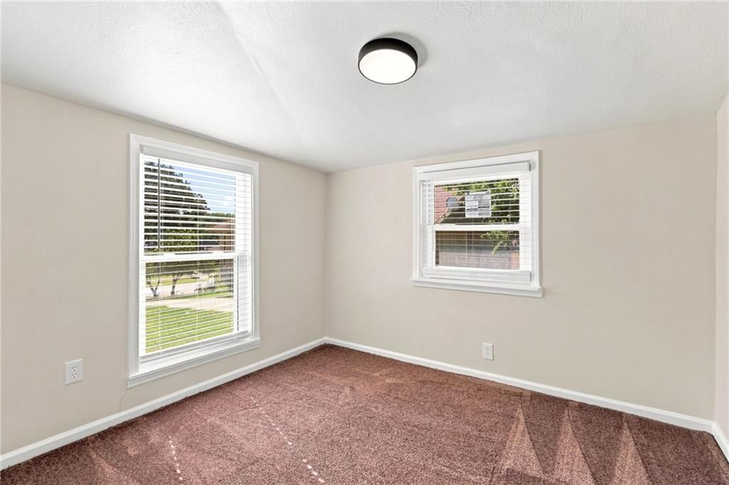 7126 Main Street — photo 19