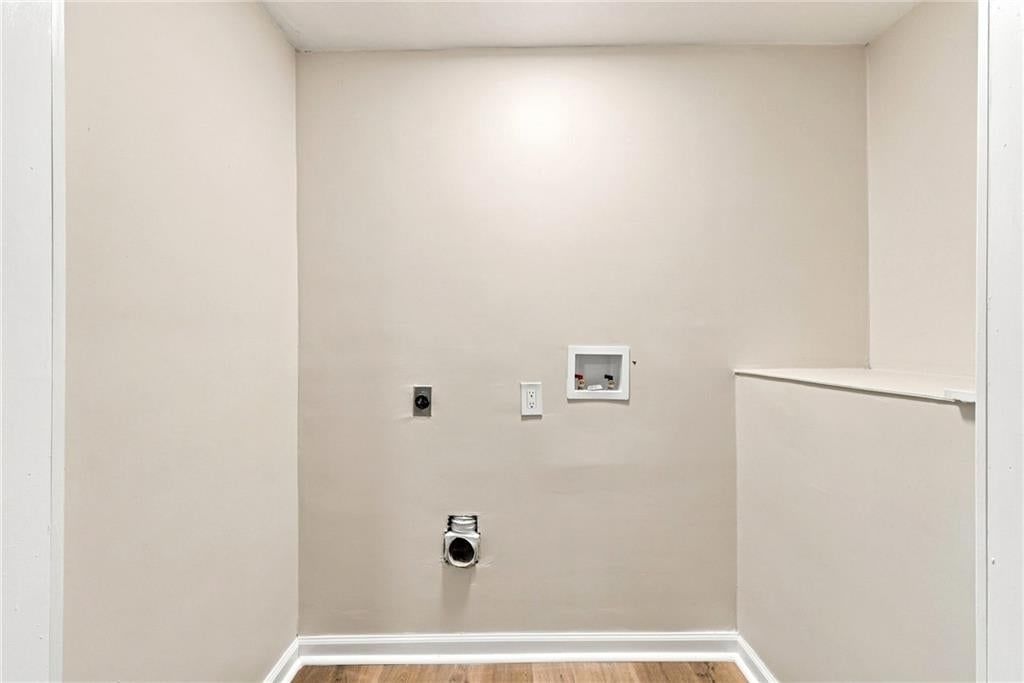7126 Main Street — photo 22
