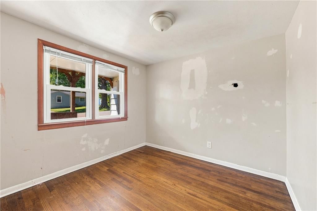8804 E 49th Street — photo 19