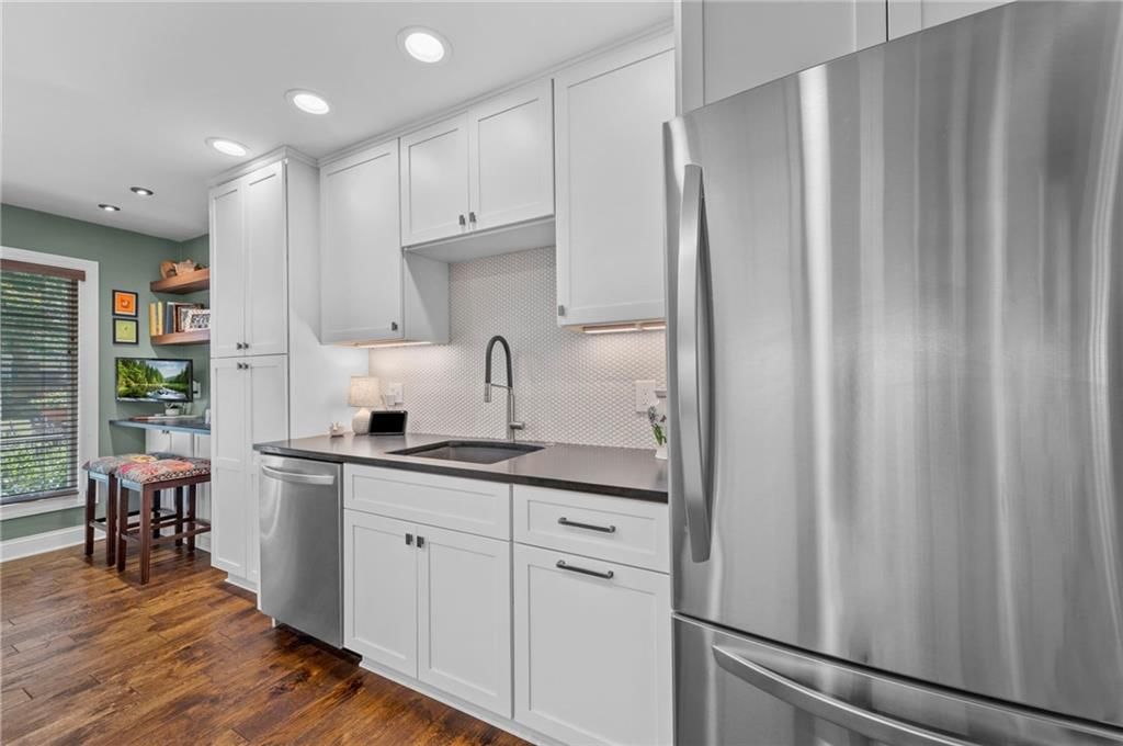 4300 W 82nd Street — photo 17