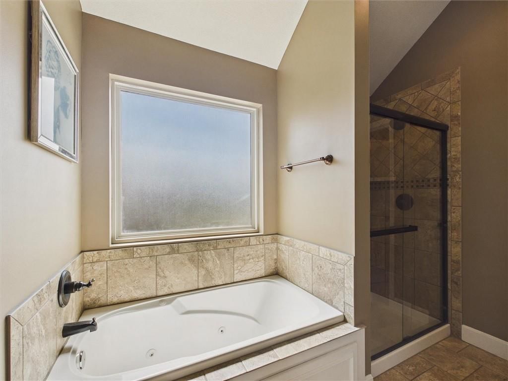 6805 N Pontiac Avenue — photo 21