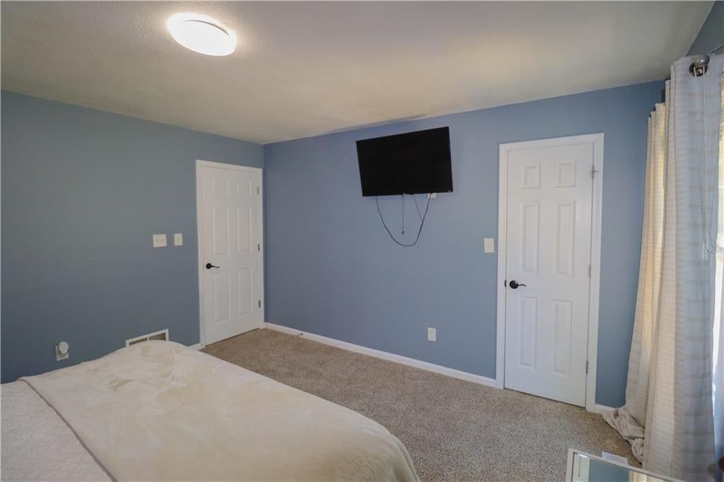 5420 Locust Avenue — photo 17