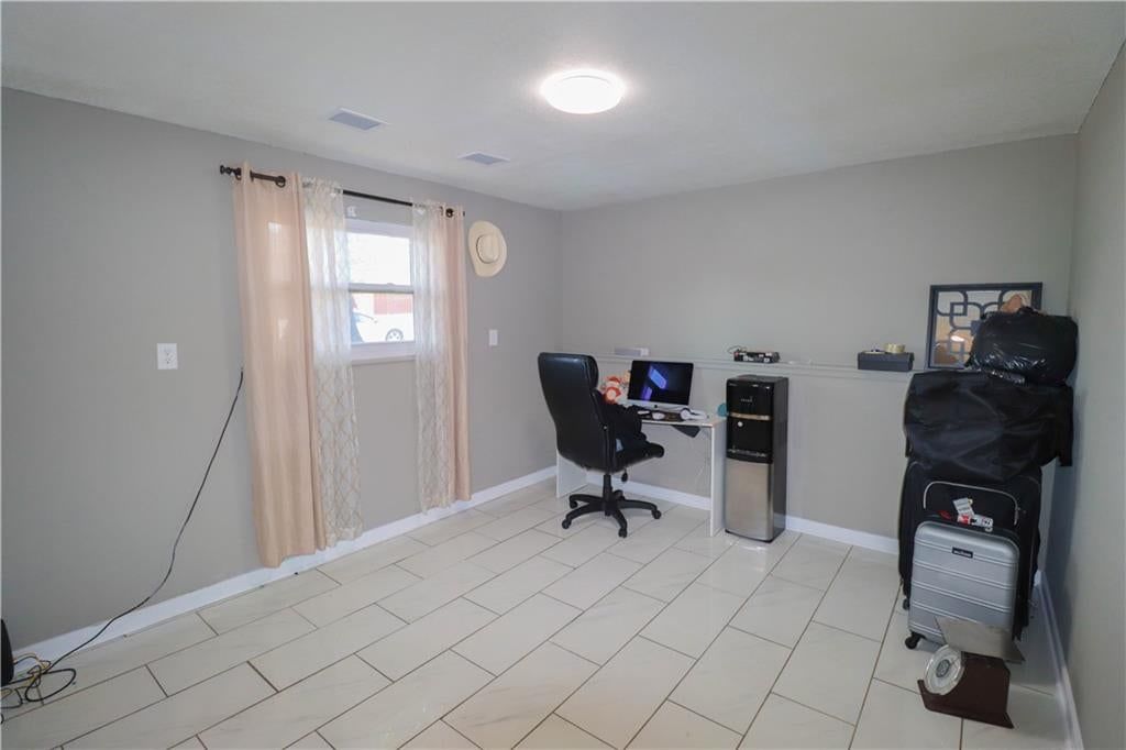 5420 Locust Avenue — photo 25