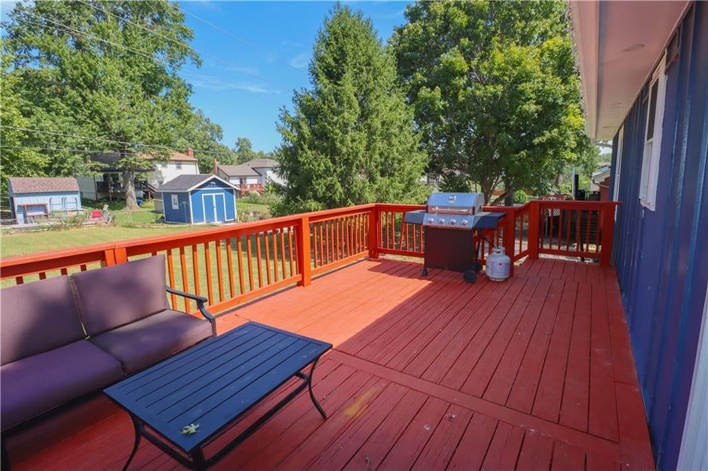 5420 Locust Avenue — photo 29