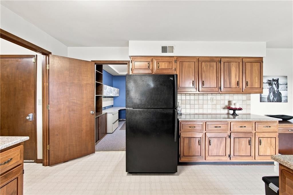 5460 W 175th Street — photo 14