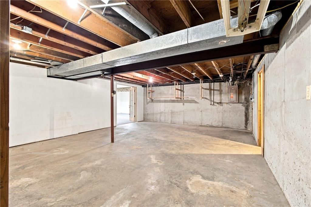 5460 W 175th Street — photo 31