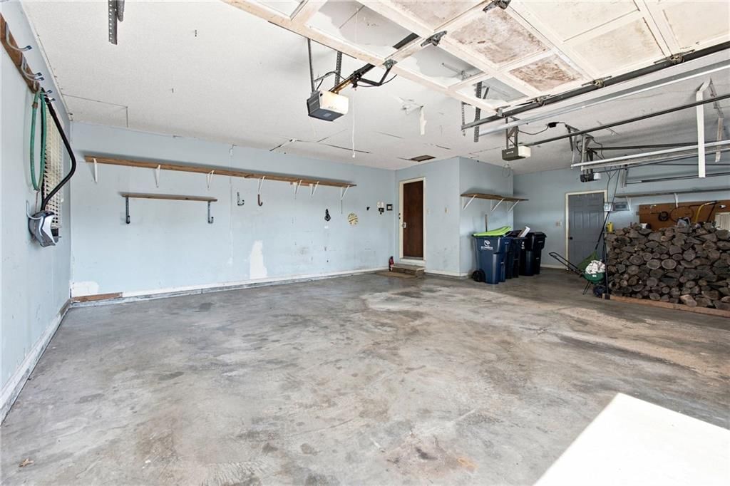 5460 W 175th Street — photo 32