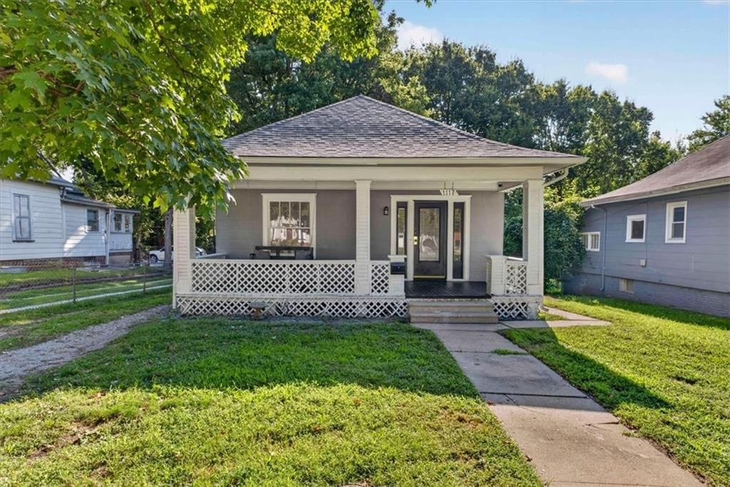 1117 S Noland Road, Independence, MO