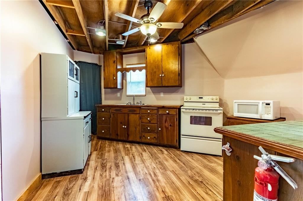 10116 Billabong Drive — photo 24
