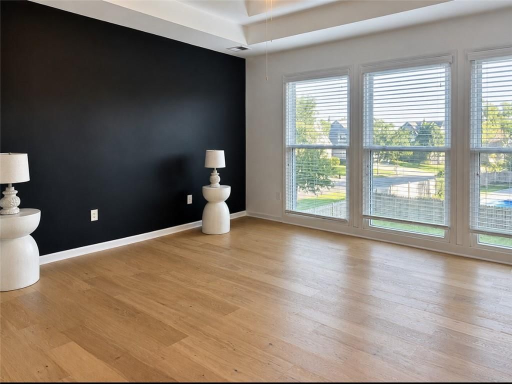 8403 W 128th Street — photo 26