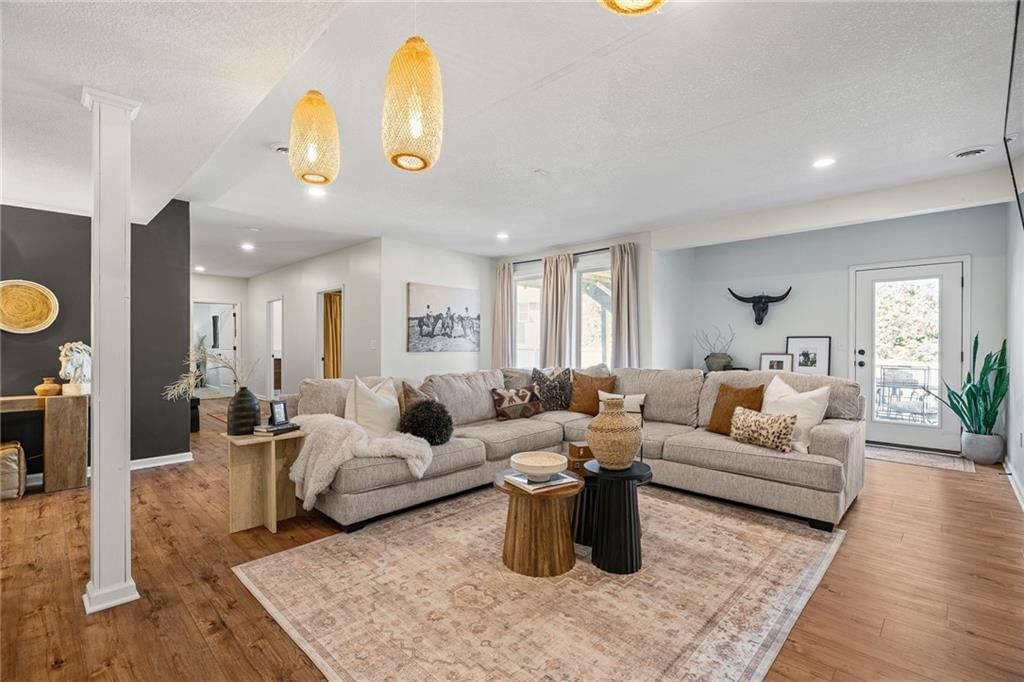 11322 Kimball Avenue — photo 33