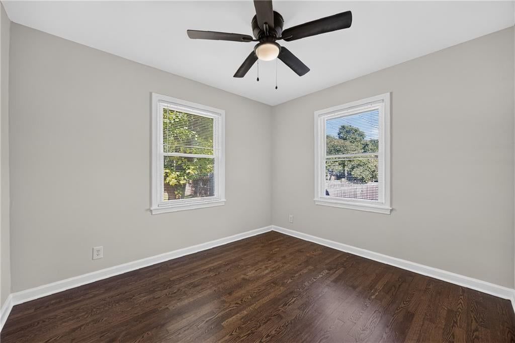 610 W 88th Terrace — photo 14