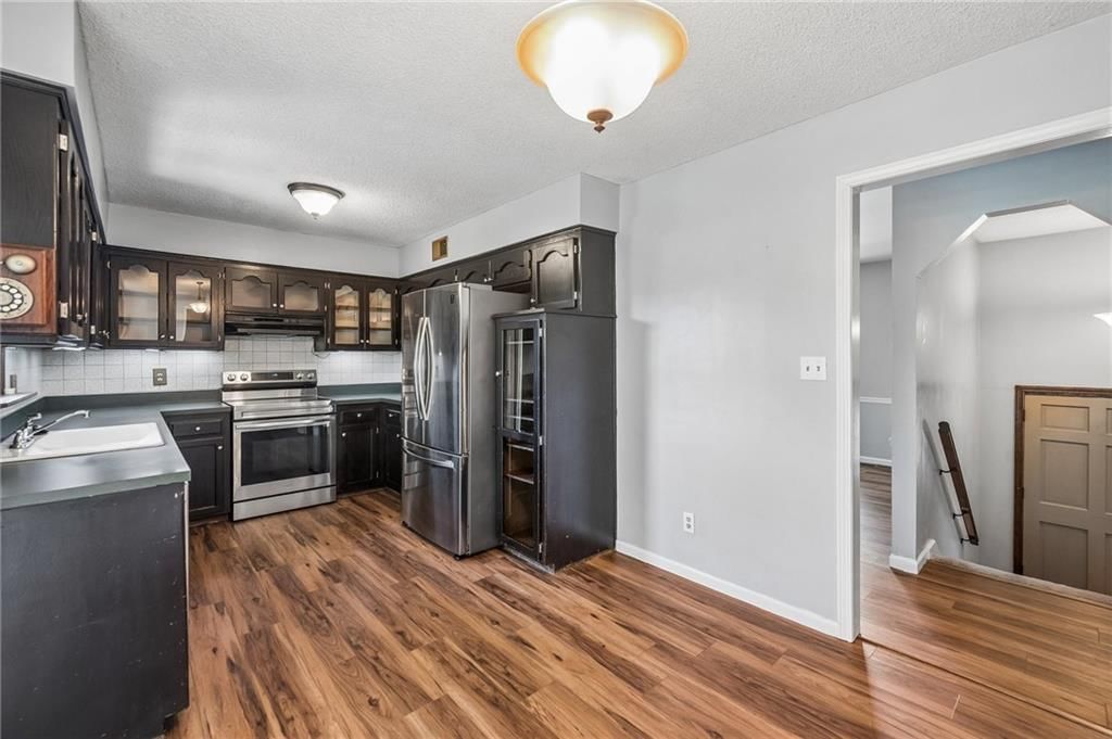 7509 NW 81st Street — photo 8