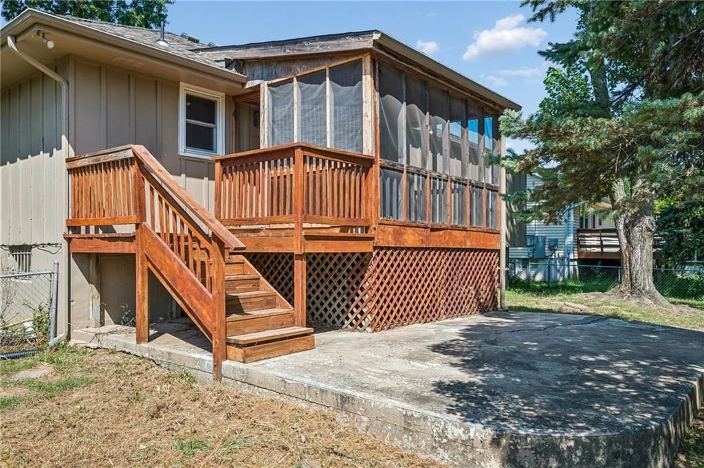 7509 NW 81st Street — photo 27