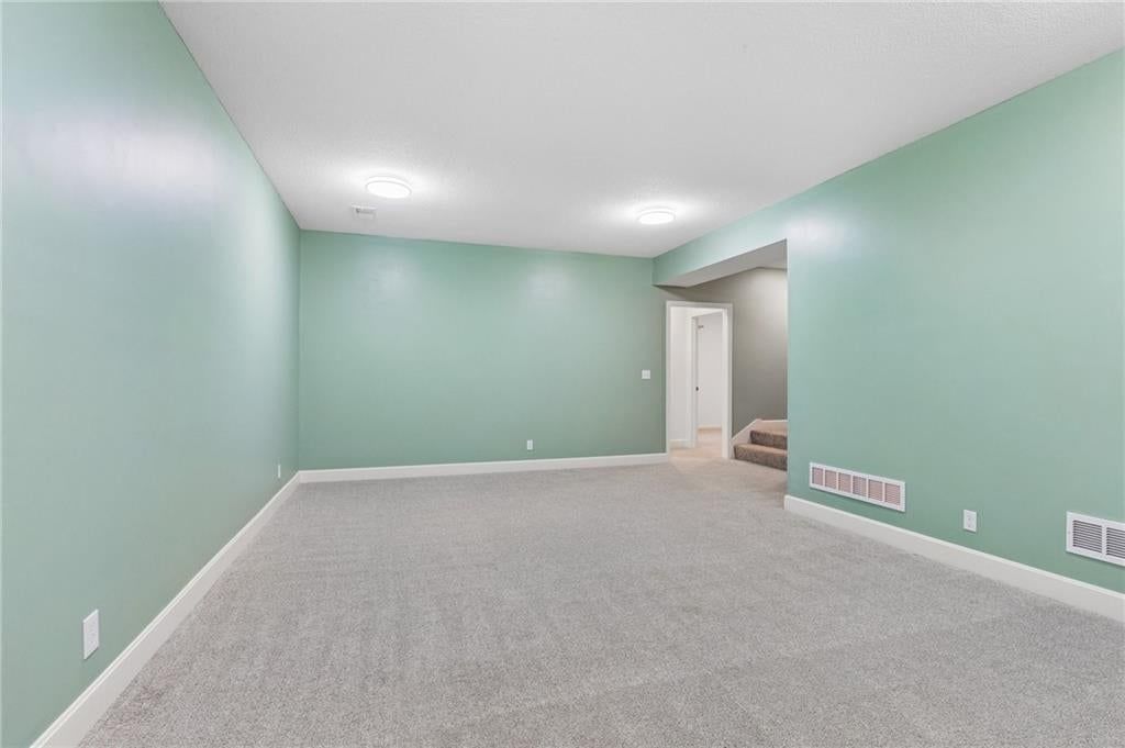 Photo 31 of 53 - 16236 Broadmoor Street, Overland Park, KS 66085