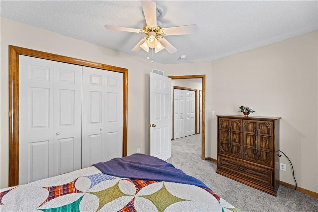 350 N Locust Street — photo 18
