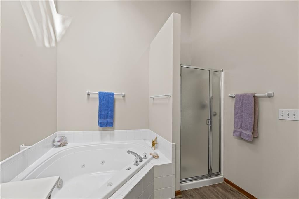 350 N Locust Street — photo 24